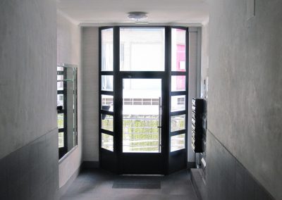 Portal, interior